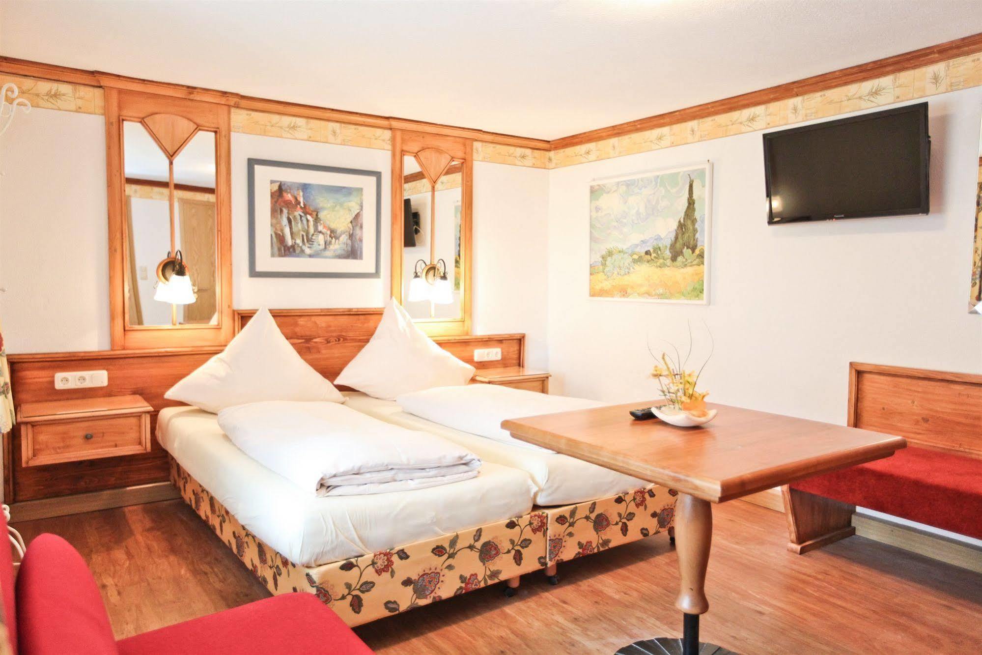 Hotel San Marco Füssen Екстериор снимка